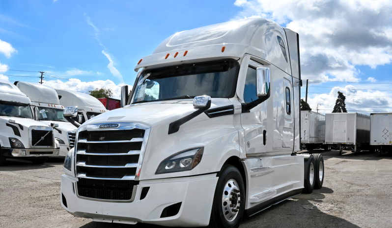 2022 Freightliner Cascadia