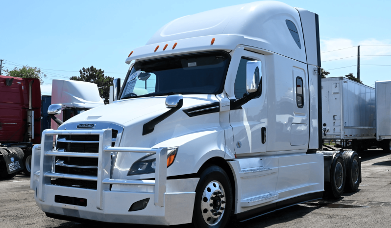 2022 Freightliner Cascadia