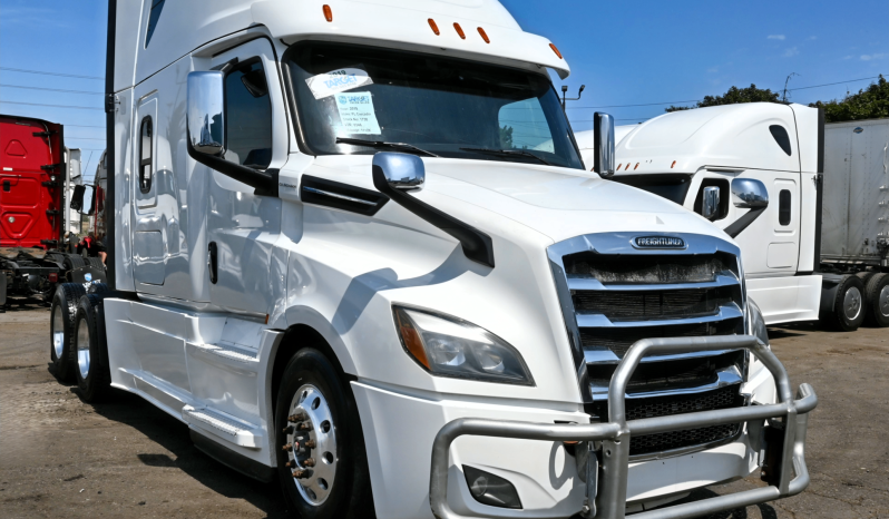 
								2019 FL Cascadia full									