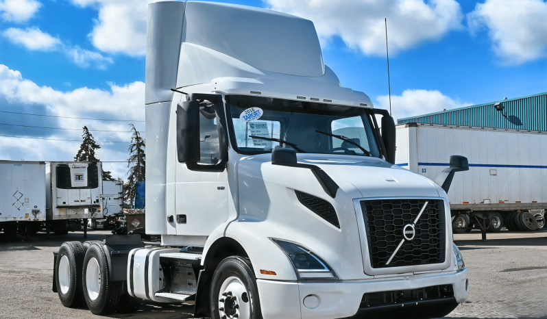2018 Volvo Daycab