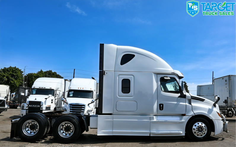 
								2019 FL Cascadia full									