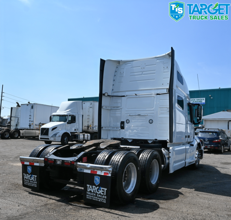 
								2021 Volvo 760 full									