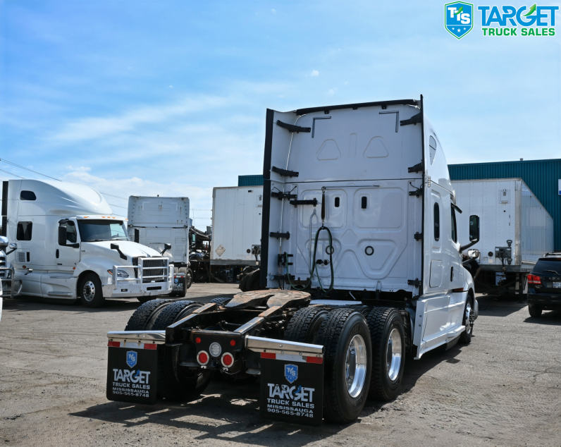 
								2019 FL Cascadia full									