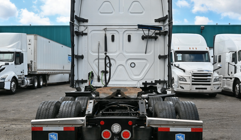 
								2024 Freightliner Cascadia full									