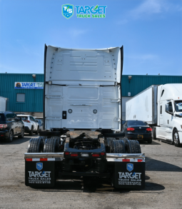 
										2021 Volvo 760 full									