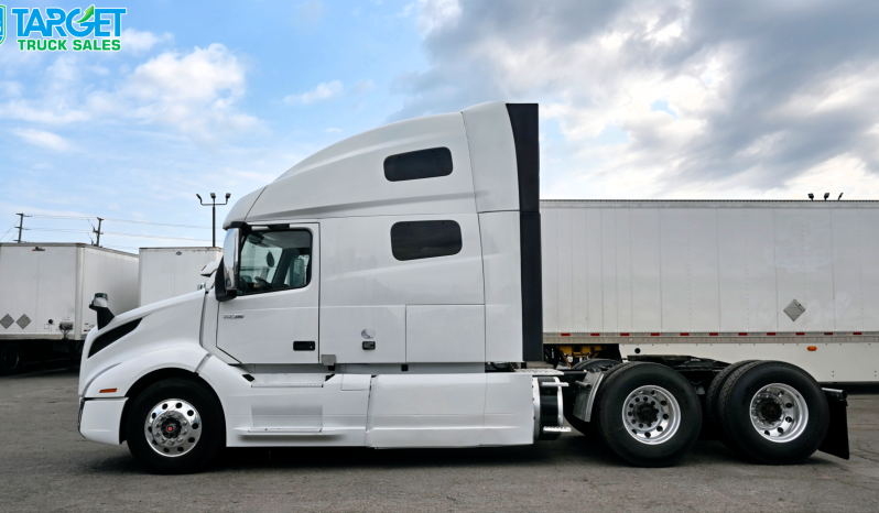 
								2021 Volvo 760 full									