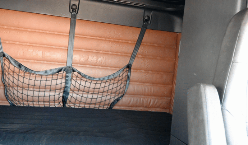 
								2024 Freightliner Cascadia full									