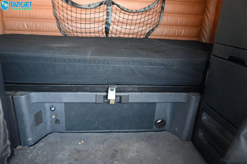 
								2024 Freightliner Cascadia full									