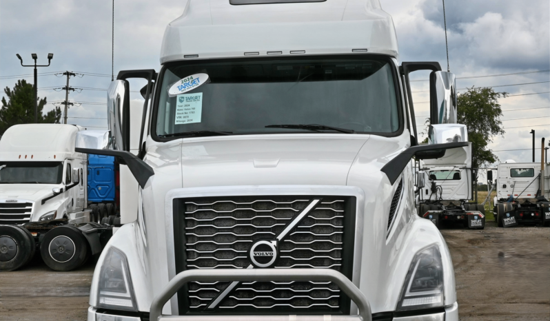
								2022 Volvo 760 full									