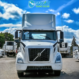 2018 Volvo Daycab