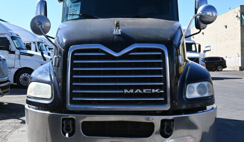 
								2016 Mack Pinnacle full									