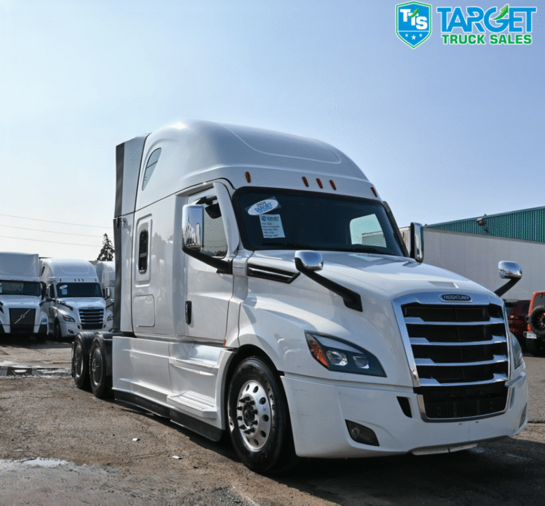 
								2024 Freightliner Cascadia full									