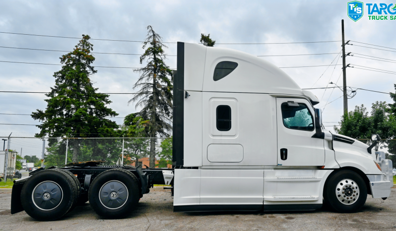
								2019 Freightliner Cascadia full									