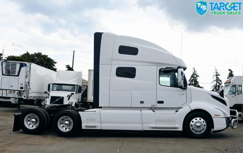 
								2022 Volvo 760 full									