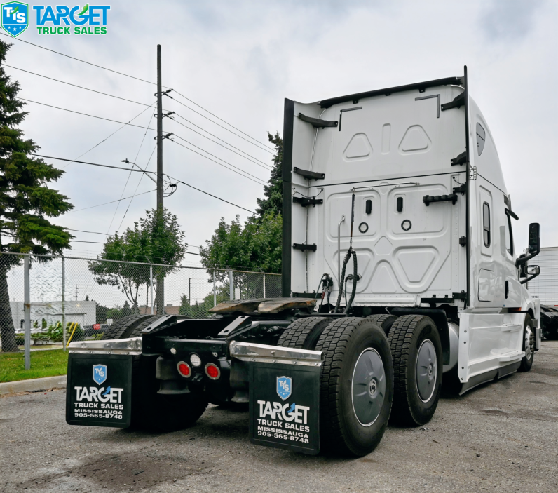 
								2019 Freightliner Cascadia full									