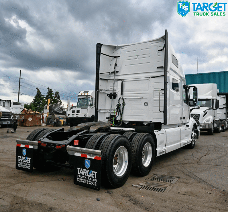 
								2022 Volvo 760 full									