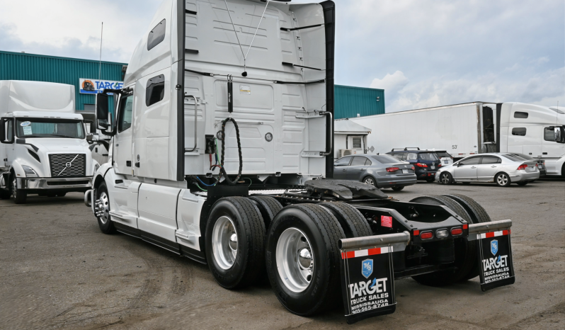 
								2022 Volvo 760 full									