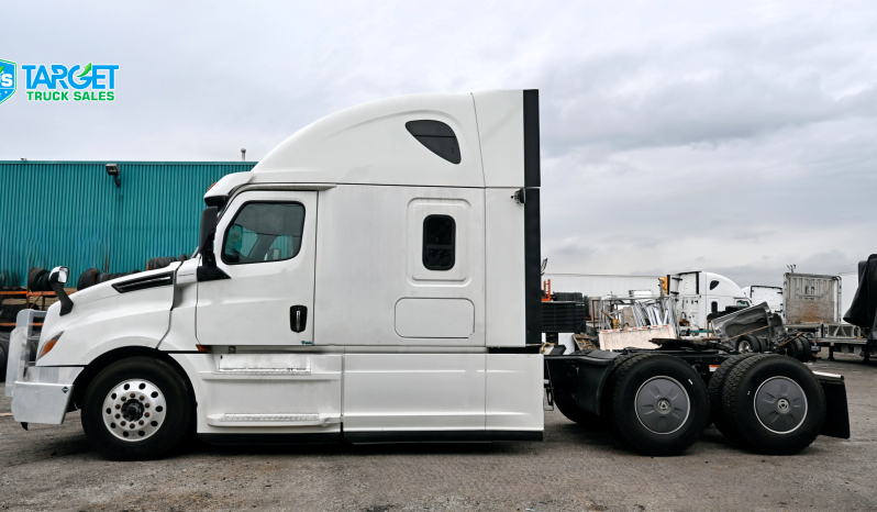 
								2019 Freightliner Cascadia full									