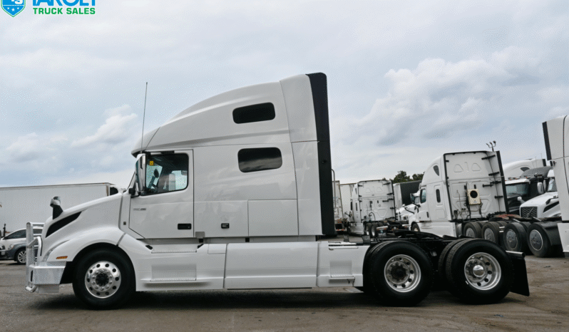 
								2022 Volvo 760 full									