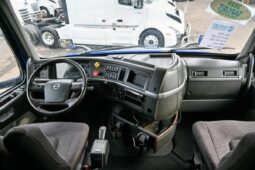 
										2024 Volvo 860 full									