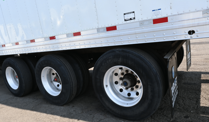 
								2020 Hyundai Tri Axle Reefer full									