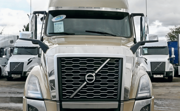 
								2025 Volvo 860 full									