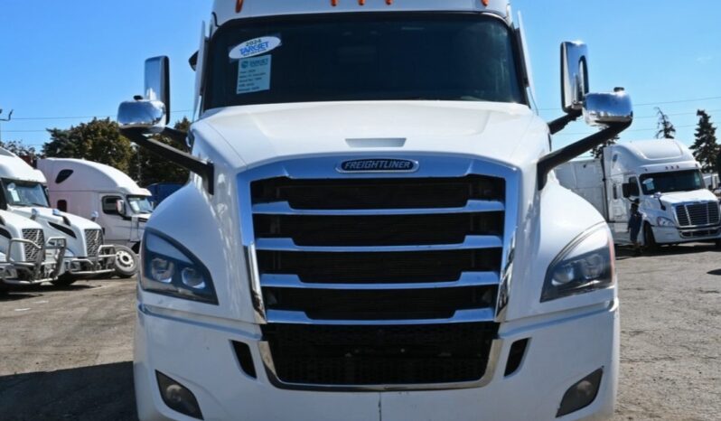
								2024 Freightliner Cascadia full									