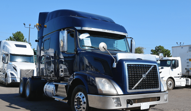 
								2016 Volvo 670 full									