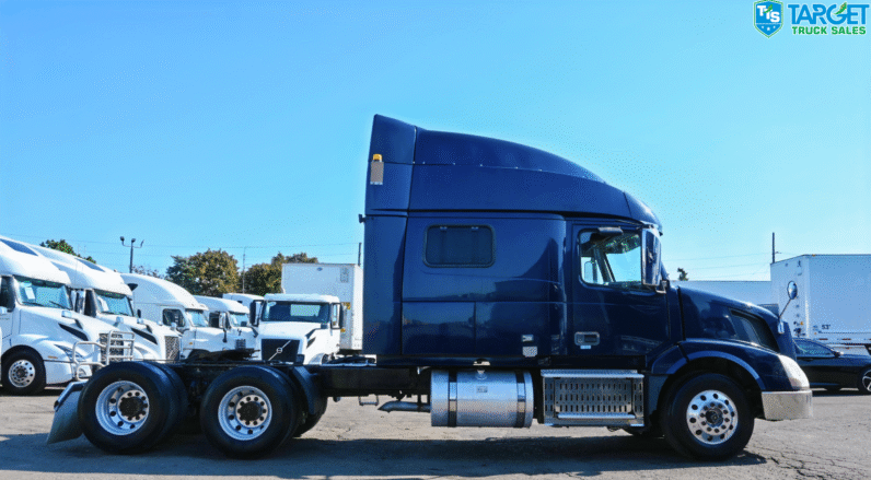 
								2016 Volvo 670 full									
