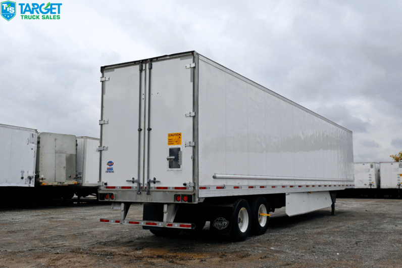 
								2022 Utility Dry Van full									