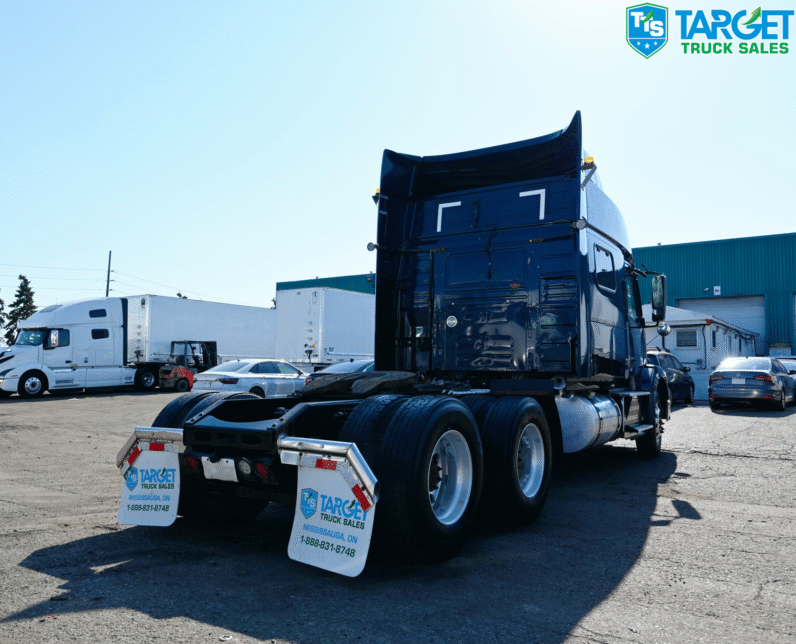 
								2016 Volvo 670 full									