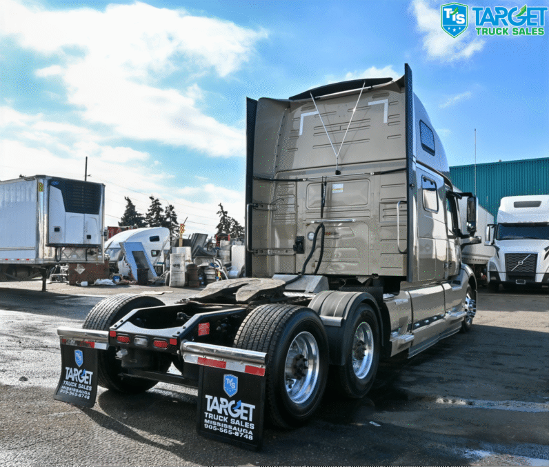 
								2022 Volvo 860 full									