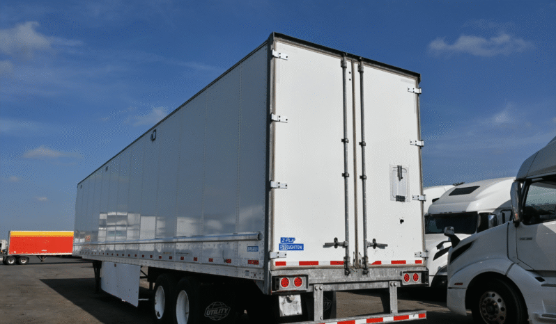 
								2017 STOUGHTON DRY VAN full									