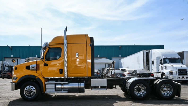 
								2024 Western Star 49X full									