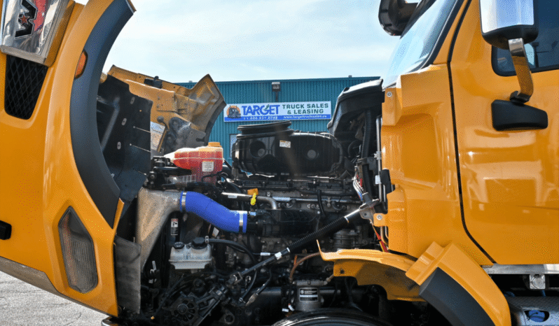 
								2024 Western Star 49X full									