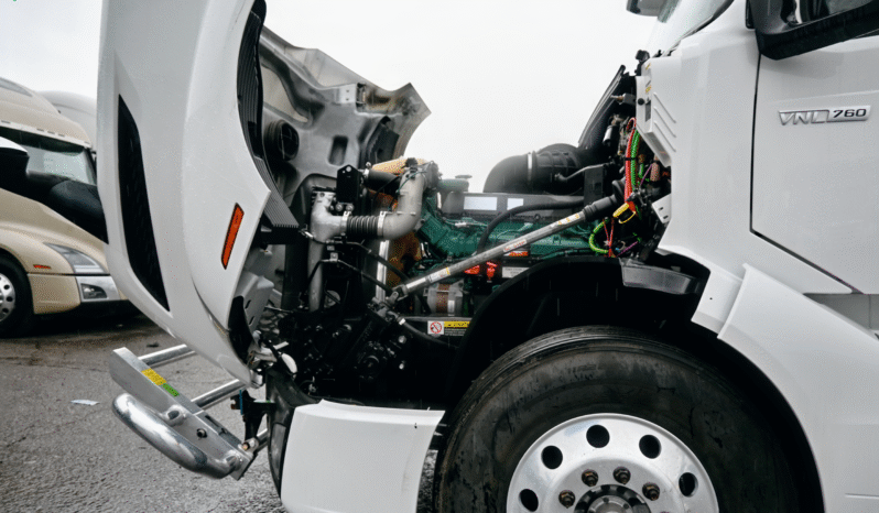 
								2021 Volvo 760 full									