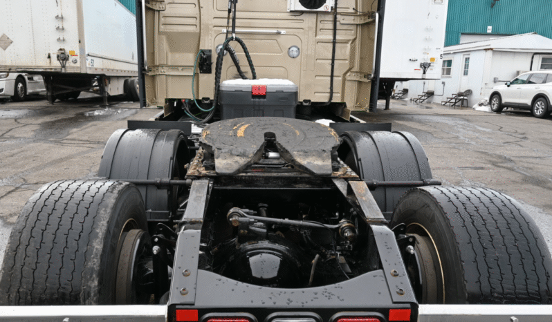 
								2024 Volvo 860 full									
