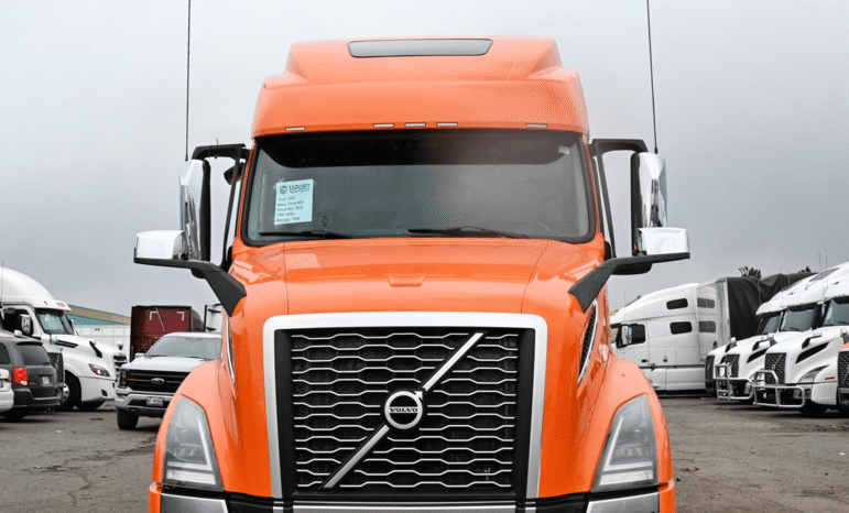 
								2023 Volvo 860 full									