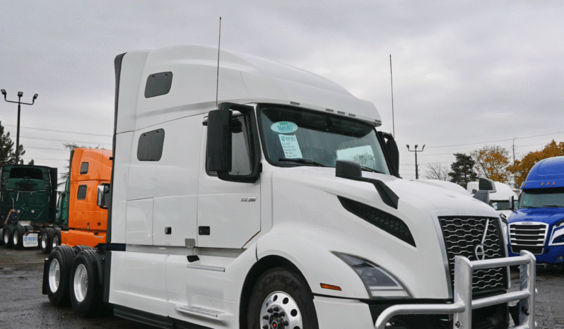 
								2021 Volvo 760 full									