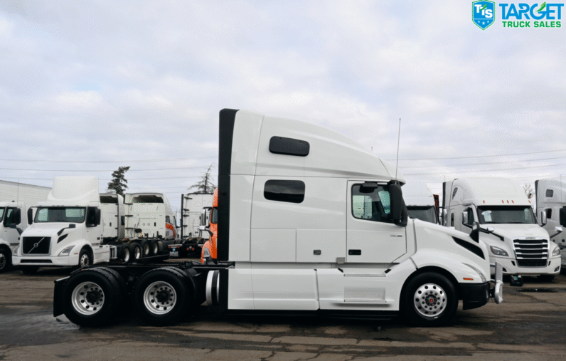 
								2021 Volvo 760 full									