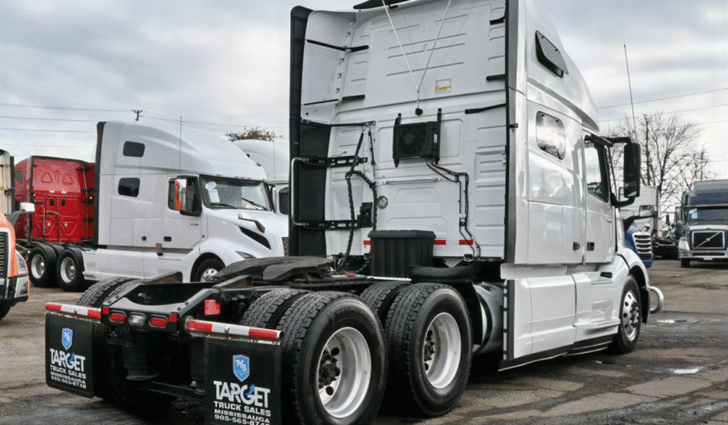 
								2021 Volvo 760 full									