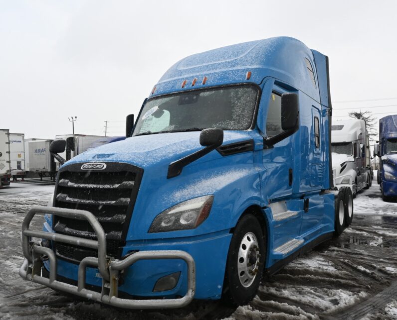 2022 Freightliner Cascadia - Target Truck Sales