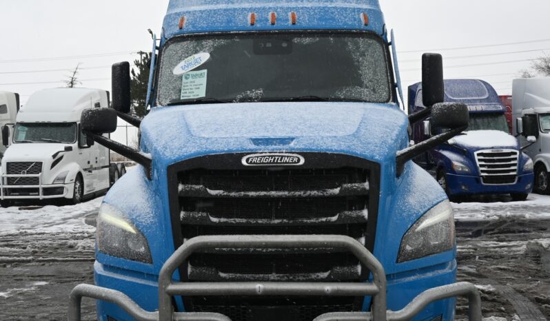 
								2022 Freightliner Cascadia full									