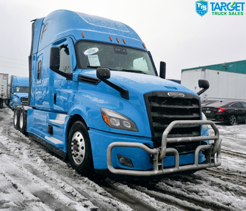 
								2022 Freightliner Cascadia full									