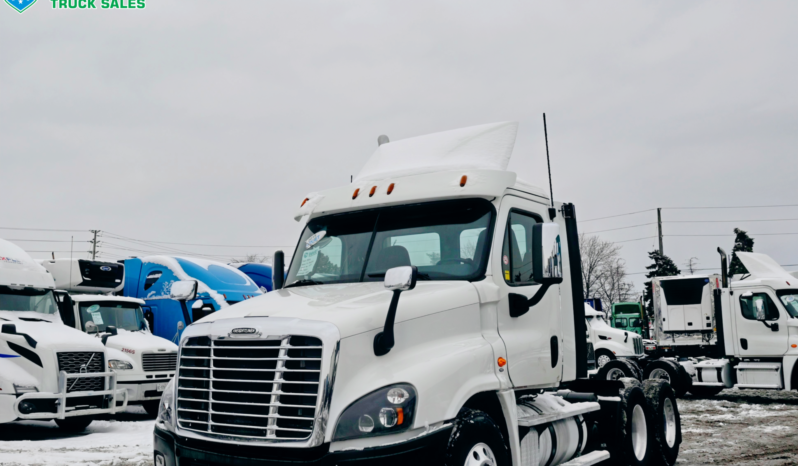 2019 Freightliner Daycab