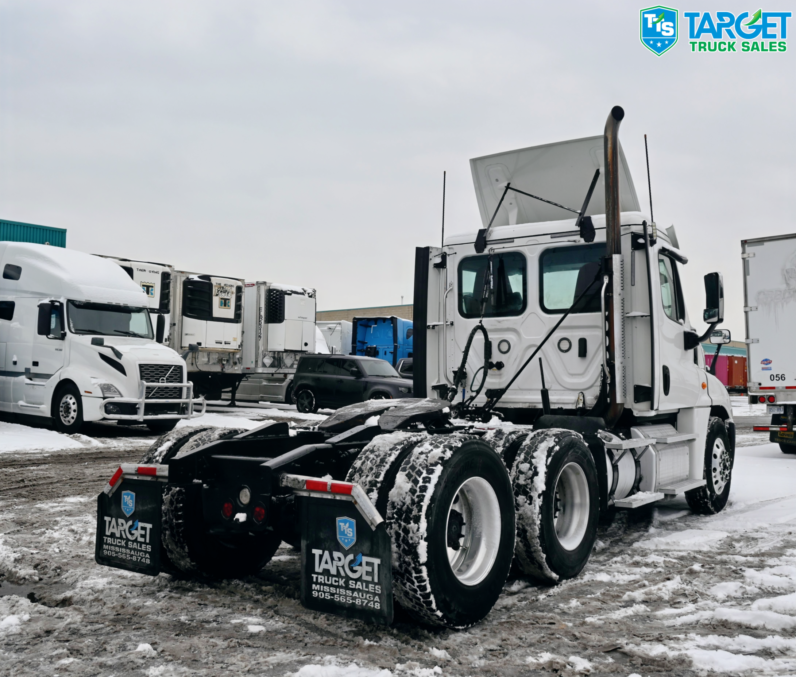 
								2019 Freightliner Daycab full									