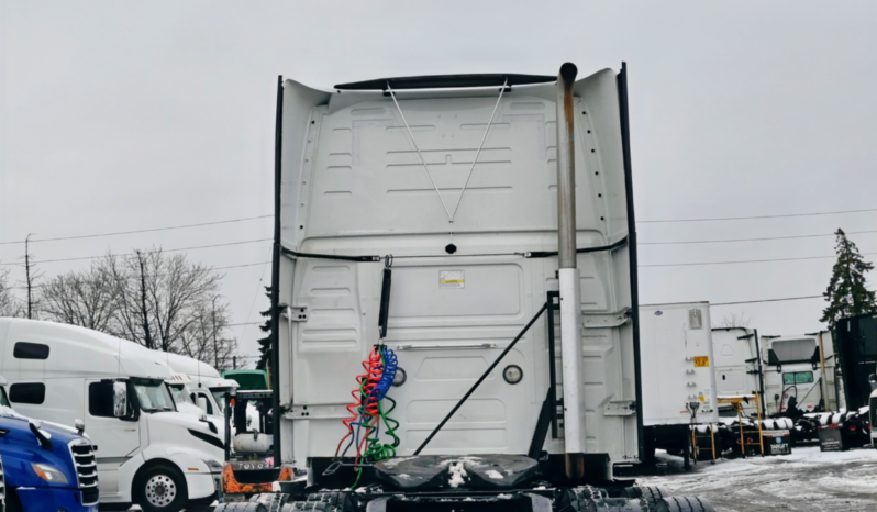 
								2023 Volvo 860 full									