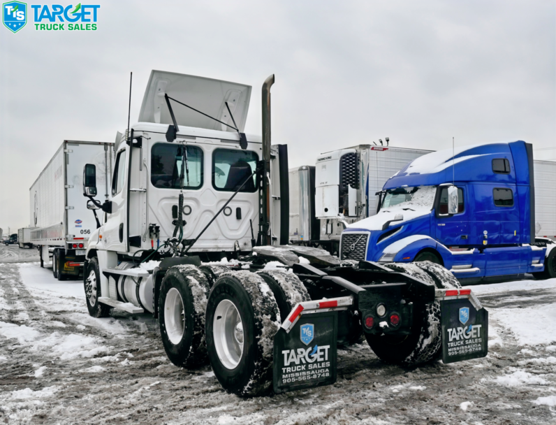
								2019 Freightliner Daycab full									