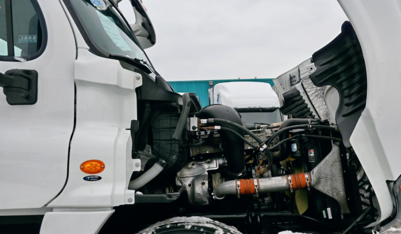 
								2019 Freightliner Daycab full									
