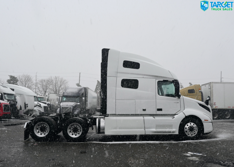 
								2023 Volvo 760 full									